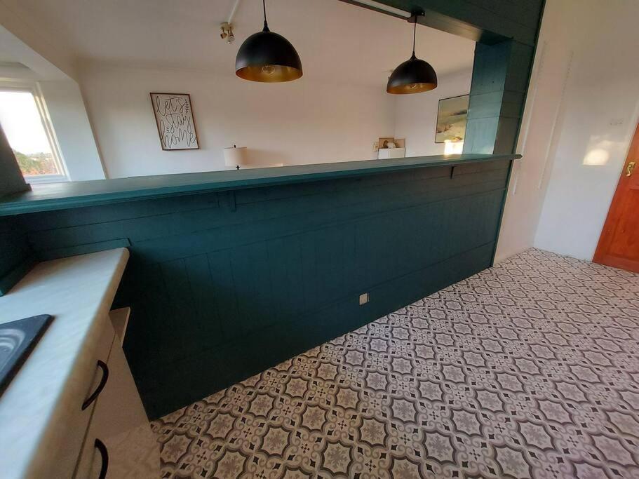 Apartamento 2 Bed Flat, Bounds Green, Piccadilly Line, N11 *