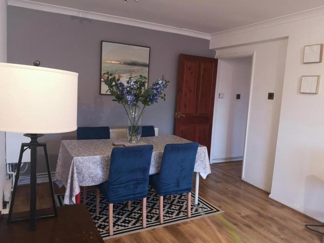 2 Bed Flat, Bounds Green, Piccadilly Line, N11 Apartamento